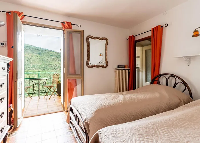 Ca Da Nair By Interhome Feriehus Castellaro (Liguria)